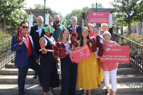 Alumni council celebrates service 
